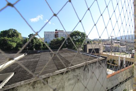 Sala - Vista de apartamento para alugar com 2 quartos, 62m² em Tanque, Rio de Janeiro