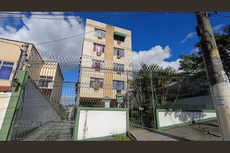 Apartamento à venda com 62m², 2 quartos e 1 vaga Apartamento à venda com 62m², 2 quartos e 1 vagaFachada