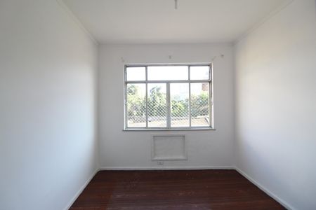 Quarto 1 de apartamento para alugar com 2 quartos, 62m² em Tanque, Rio de Janeiro