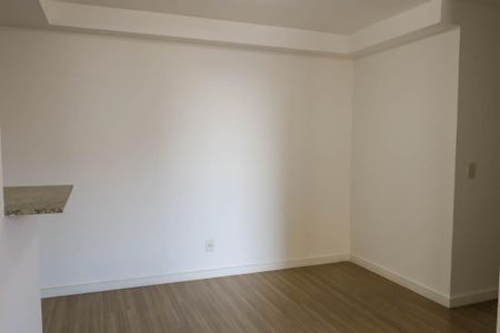 Sala de apartamento para alugar com 2 quartos, 59m² em Del Castilho, Rio de Janeiro