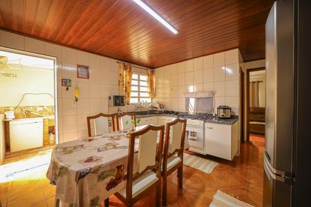 Casa à venda com 250m², 4 quartos e 1 vagaCozinha