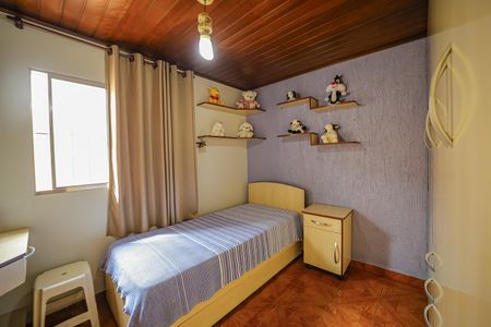 Casa à venda com 250m², 4 quartos e 1 vaga Casa à venda com 250m², 4 quartos e 1 vagaQuarto 1