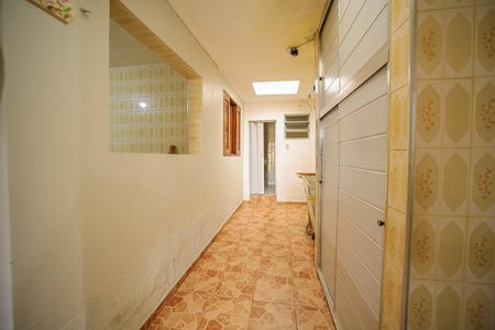 Casa à venda com 250m², 4 quartos e 1 vagaÁrea de Serviço