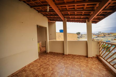 Casa à venda com 250m², 4 quartos e 1 vagaÁrea gourmet