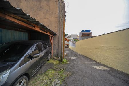 Casa à venda com 250m², 4 quartos e 1 vaga Casa à venda com 250m², 4 quartos e 1 vagaGaragem