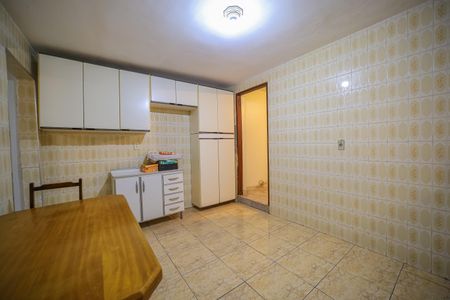 Casa à venda com 250m², 4 quartos e 1 vagaCozinha 2