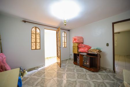 Casa à venda com 250m², 4 quartos e 1 vagaSala 2