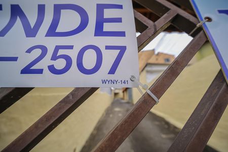 Casa à venda com 250m², 4 quartos e 1 vaga10/04/28 Placa: WYNY - 141