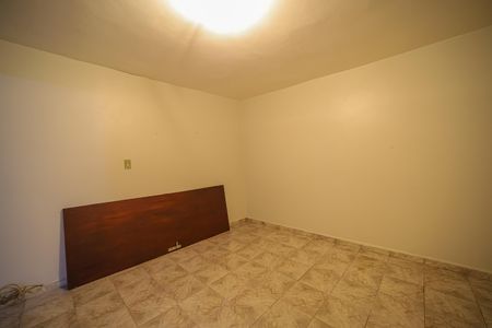 Casa à venda com 250m², 4 quartos e 1 vaga Casa à venda com 250m², 4 quartos e 1 vagaQuarto 4