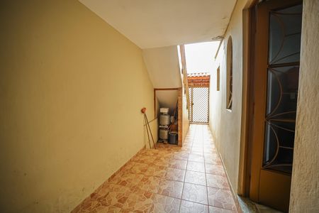 Casa à venda com 250m², 4 quartos e 1 vagaÁrea de Serviço