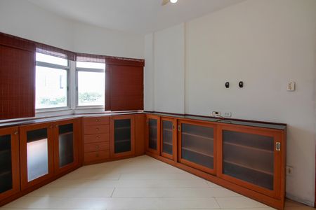 Apartamento à venda com 120m², 3 quartos e 1 vagaSuíte