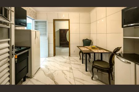 Sala/Cozinha de kitnet/studio para alugar com 1 quarto, 24m² em Conjunto Residencial Salvador Tolezani, São Paulo