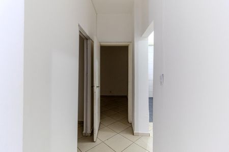 Apartamento à venda com 69m², 2 quartos e sem vaga Apartamento à venda com 69m², 2 quartos e sem vagaCorredor