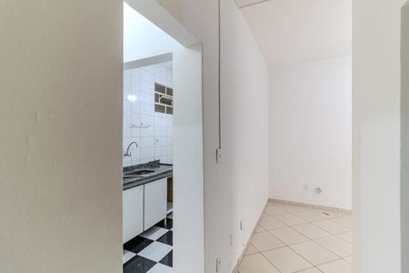 Apartamento à venda com 69m², 2 quartos e sem vaga Apartamento à venda com 69m², 2 quartos e sem vagaCorredor