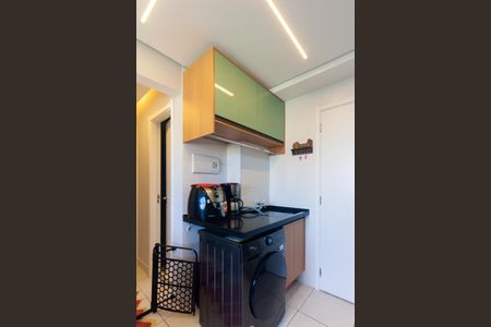 Área de Serviço de apartamento para alugar com 2 quartos, 34m² em Jardim Planalto, São Paulo