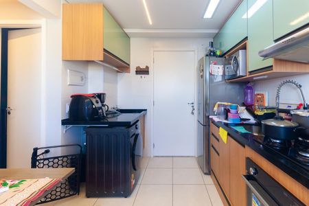 Cozinha de apartamento para alugar com 2 quartos, 34m² em Jardim Planalto, São Paulo