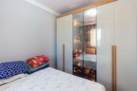 Quarto 1 de apartamento para alugar com 2 quartos, 34m² em Jardim Planalto, São Paulo