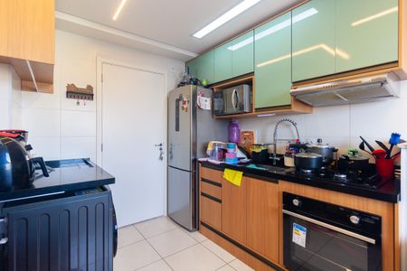 Cozinha de apartamento para alugar com 2 quartos, 34m² em Jardim Planalto, São Paulo