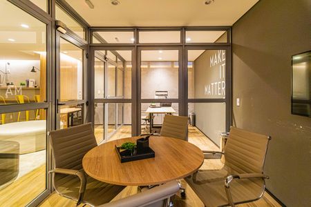 Apartamento à venda com 37m², 1 quarto e 1 vagaÁrea comum