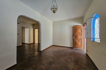 sala de casa para alugar com 3 quartos, 447m² em Santa Amelia, Belo Horizonte