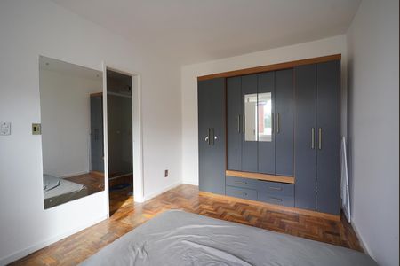 Suite de apartamento para alugar com 1 quarto, 90m² em Passo da Areia, Porto Alegre