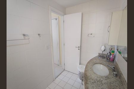 Apartamento à venda com 60m², 1 quarto e 1 vagaBanheiro da Suíte