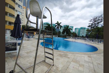 Apartamento à venda com 60m², 1 quarto e 1 vagaÁrea comum - Piscina