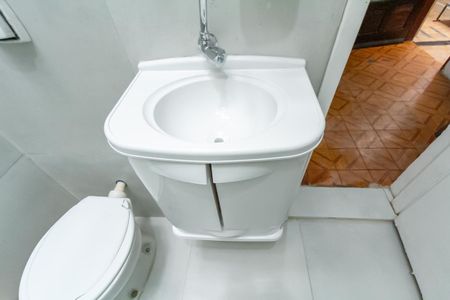 Casa para alugar com 66m², 1 quarto e sem vaga Casa para alugar com 66m², 1 quarto e sem vagaBanheiro Social