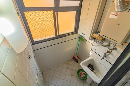 Apartamento à venda com 59m², 2 quartos e 1 vagaÁrea de Serviço