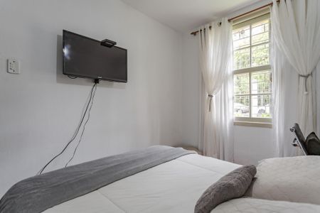 Quarto de apartamento para alugar com 1 quarto, 51m² em São Sebastião, Porto Alegre