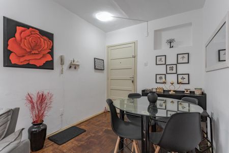 Sala de apartamento para alugar com 1 quarto, 51m² em São Sebastião, Porto Alegre