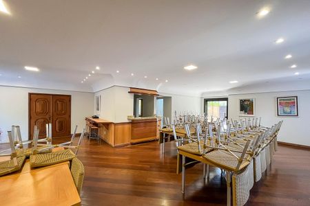 Apartamento à venda com 190m², 4 quartos e 4 vagasÁrea comum