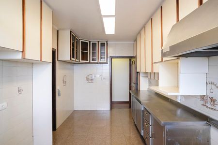 Apartamento à venda com 190m², 4 quartos e 4 vagasCozinha