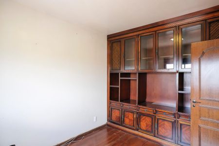 Apartamento à venda com 190m², 4 quartos e 4 vagasQuarto 1