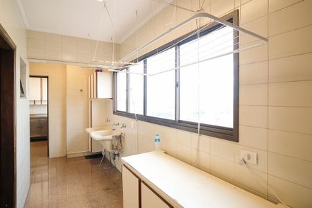 Apartamento à venda com 190m², 4 quartos e 4 vagasÁrea de serviço