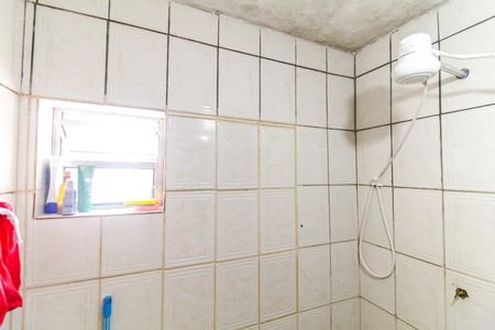 Casa à venda com 70m², 2 quartos e sem vaga Casa à venda com 70m², 2 quartos e sem vagaBanheiro