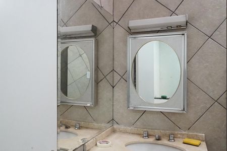 Casa à venda com 100m², 2 quartos e 1 vagaBanheiro Social