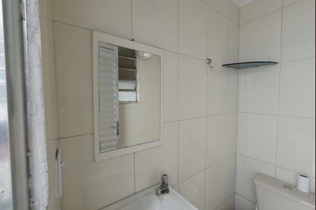 Casa à venda com 100m², 2 quartos e 1 vagaBanheiro de serviço
