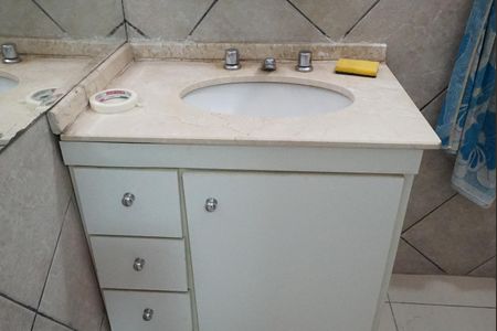 Casa à venda com 100m², 2 quartos e 1 vagaBanheiro Social