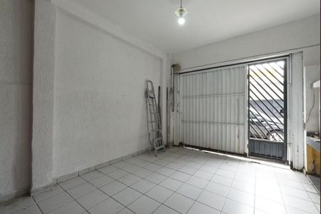 Casa à venda com 100m², 2 quartos e 1 vagaGaragem