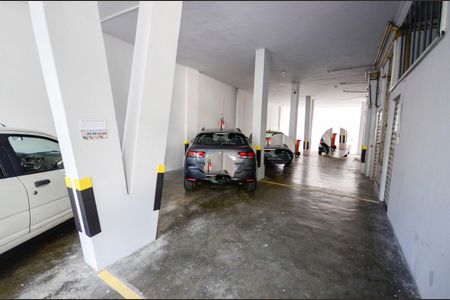 Apartamento à venda com 81m², 2 quartos e 1 vaga Apartamento à venda com 81m², 2 quartos e 1 vagaGaragem