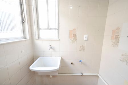 Apartamento à venda com 81m², 2 quartos e 1 vaga Apartamento à venda com 81m², 2 quartos e 1 vagaÁrea de Serviço