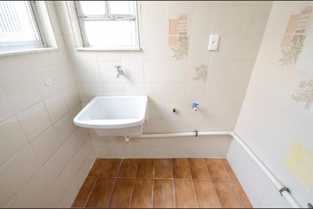 Apartamento à venda com 81m², 2 quartos e 1 vaga Apartamento à venda com 81m², 2 quartos e 1 vagaÁrea de Serviço