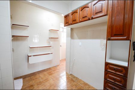 Apartamento à venda com 81m², 2 quartos e 1 vaga Apartamento à venda com 81m², 2 quartos e 1 vagaCozinha