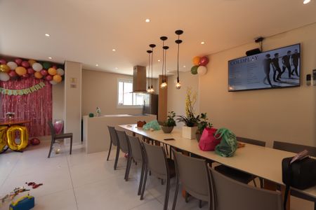 Apartamento à venda com 46m², 2 quartos e sem vagaÁrea comum - Salão de festas