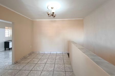 Sala de casa para alugar com 3 quartos, 249m² em Jardim das Bandeiras, Campinas