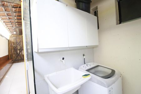 Casa de condomínio para alugar com 53m², 1 quarto e 1 vagaÁrea de Serviço