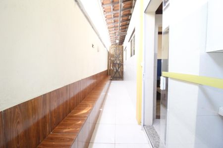 Casa de condomínio para alugar com 53m², 1 quarto e 1 vagaQuintal
