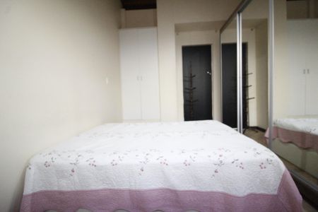 Quarto de casa de condomínio para alugar com 1 quarto, 53m² em Itapuã, Salvador