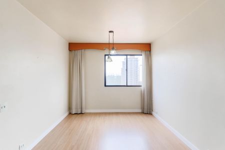 Apartamento à venda com 81m², 2 quartos e sem vagaSala 